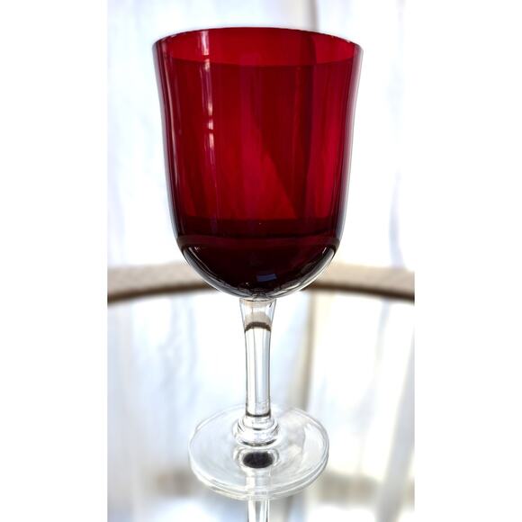 Vintage Ruby Red Goblets – Set of 6 – Mid-Century Glassware with Clear Stems - Picture 3 of 4